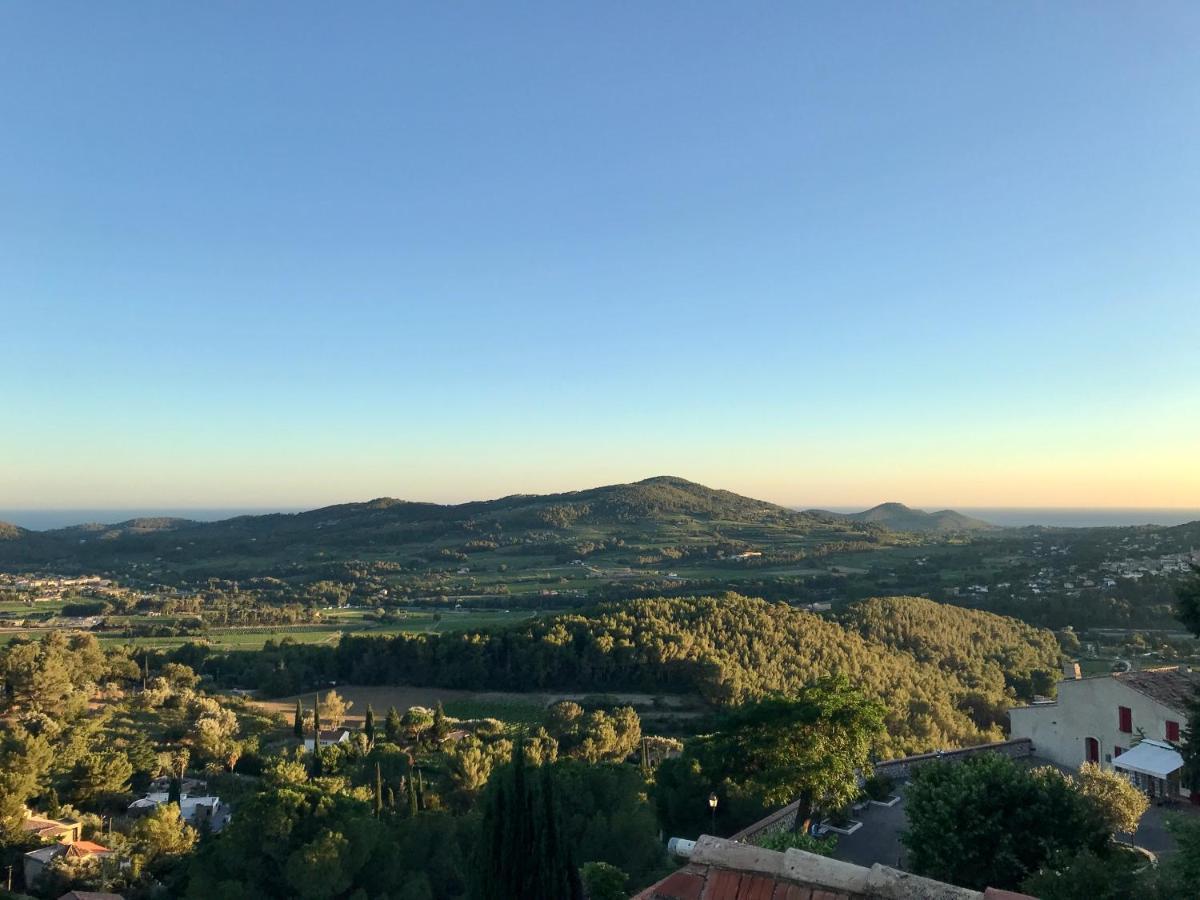 Studio De Charme Avec Grande Terrasse Vue Mer Le Castellet  Luaran gambar